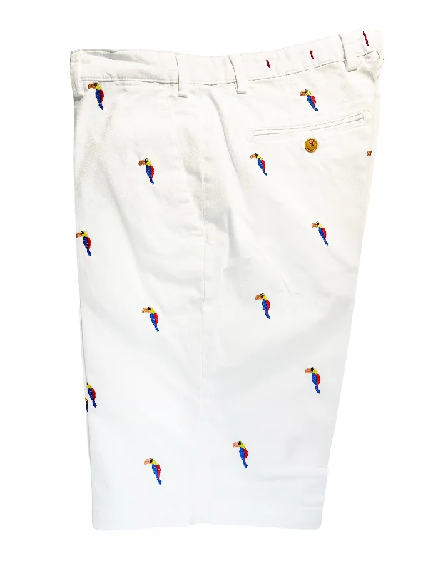 WHITE SHORTS WITH TOUCANS